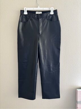 Abercrombie & Fitch The 90’s Relaxed high rise faux leather pants